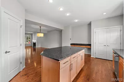 4104 Olive Street, Saint Louis, MO 63108 - Photo 11