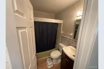 306 Bedford Drive, Warrenton, MO 63383 - Photo 13