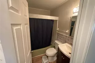 306 Bedford Dr, Warrenton, MO 63383 - Photo 13