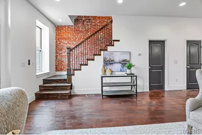 3330 Iowa Avenue, Saint Louis, MO 63118 - Photo 5
