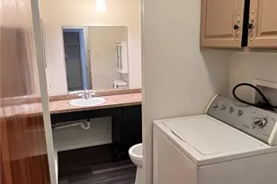 7641 Hazelcrest Dr, Hazelwood, MO 63042 - Photo 5