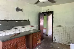 9015 McNulty Dr, Saint John, MO 63114 - Photo 13