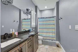 1355 Ridgeway Cir, Fenton, MO 63736 - Photo 45