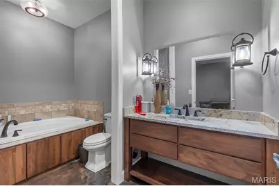 1355 Ridgeway Circle, Fenton, MO 63736 - Photo 69