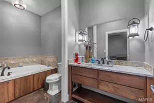 1355 Ridgeway Cir, Fenton, MO 63736 - Photo 69