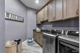 1355 Ridgeway Cir, Fenton, MO 63736 - Photo 41