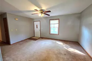 225 Patton St, Montgomery City, MO 63361 - Photo 3