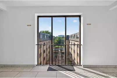 4355 Maryland Avenue #404, Saint Louis, MO 63108 - Photo 25