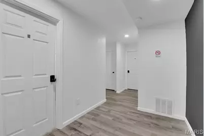 3231 Iowa Avenue, Saint Louis, MO 63118 - Photo 11