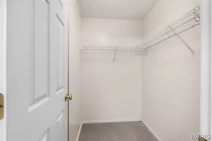 1109 Arbor Creek Dr, Saint Louis, MO 63122 - Photo 17