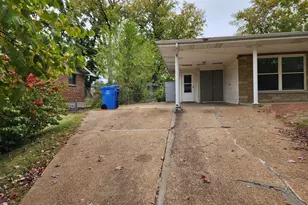 1725 Gerald Ave, Florissant, MO 63031 - Photo 3