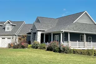 53 Lela Ln, Hannibal, MO 63401 - Photo 1