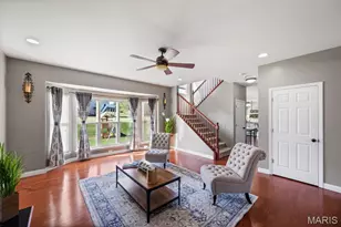 1092 Pierpoint Ln, Saint Charles, MO 63303 - Photo 9