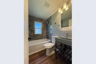 2505 Crescent Avenue, Saint Louis, MO 63121 - Photo 5