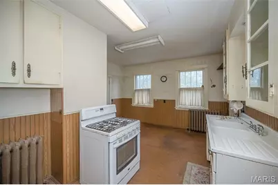 410 W Argonne Drive, Kirkwood, MO 63122 - Photo 23