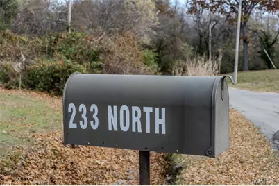 233 N Park Manor Boulevard, Lebanon, MO 65536 - Photo 17