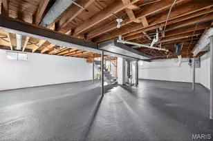 10592 Clarendon Ave, Saint Louis, MO 63114 - Photo 25