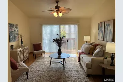 4304 Inlet Isle, Florissant, MO 63034 - Photo 3