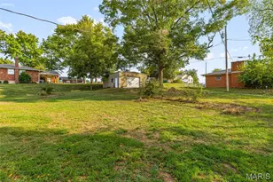 458 Cherry Dr, Saint Genevieve, MO 63670 - Photo 9