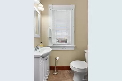 202 E 5th Street, Washington, MO 63090 - Photo 35