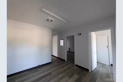 1434 Chambers Road, Saint Louis, MO 63135 - Photo 21