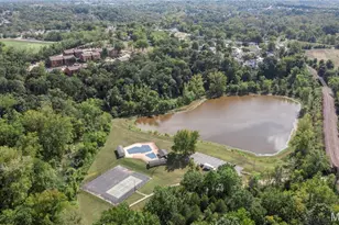 5581 Baronridge Dr, Saint Louis, MO 63129 - Photo 29