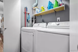 5569 Baronridge Dr, Saint Louis, MO 63129 - Photo 23