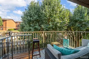 5569 Baronridge Dr, Saint Louis, MO 63129 - Photo 11