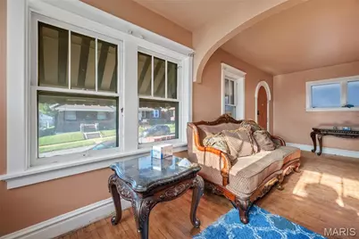 4707 Farlin Avenue, Saint Louis, MO 63115 - Photo 9