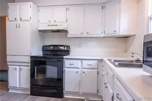 102 Carroll Dr, Ellisville, MO 63336 - Photo 9