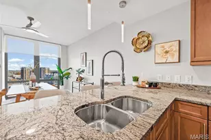 4909 Laclede Ave, Saint Louis, MO 63108 - Photo 25