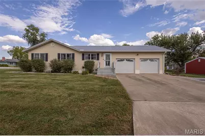 700 Ely St, Perry, MO 63462 - Photo 1