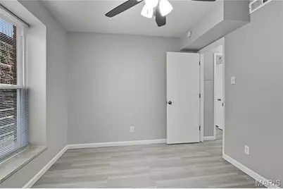 11542 Concord Village Avenue, Saint Louis, MO 63128 - Photo 37