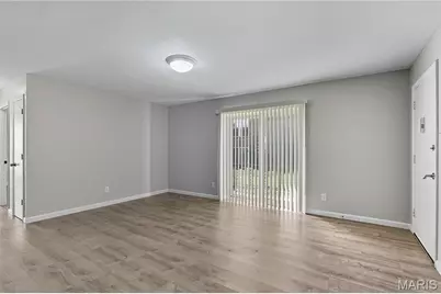 11542 Concord Village Avenue, Saint Louis, MO 63128 - Photo 19