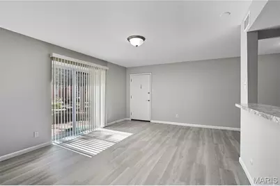 11542 Concord Village Avenue, Saint Louis, MO 63128 - Photo 33