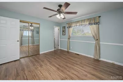 25 Francisca Drive, Florissant, MO 63031 - Photo 13