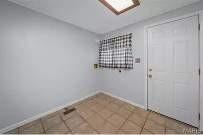 25 Francisca Drive, Florissant, MO 63031 - Photo 21