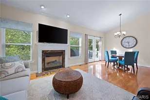 1017 Windsor Crest Ct Ct, Cottleville, MO 63376 - Photo 5