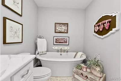 421 Spears Street, Sunset Hills, MO 63127 - Photo 25