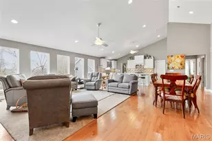 421 Spears St, Sunset Hills, MO 63127 - Photo 7