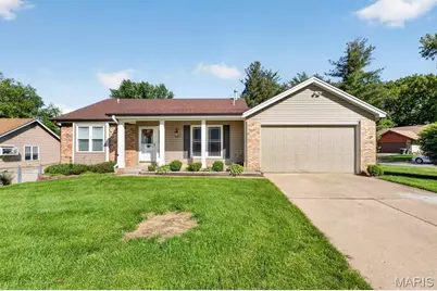 1 Shadowridge Drive, Saint Peters, MO 63376 - Photo 1