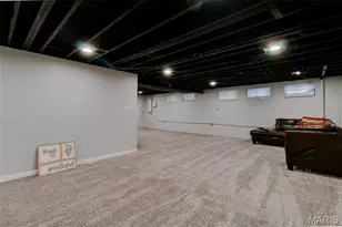 3849 Secretariat Dr, Florissant, MO 63034 - Photo 29