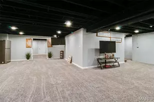 3849 Secretariat Dr, Florissant, MO 63034 - Photo 31