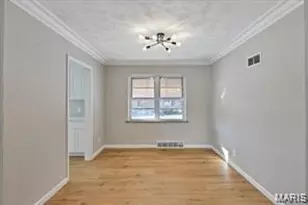 6902 Ira Ave, Saint Louis, MO 63121 - Photo 11