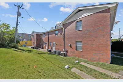 1218 Iron Street, Saint Louis, MO 63111 - Photo 17