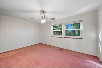 32 Oak Forest Drive, Saint Charles, MO 63303 - Photo 13