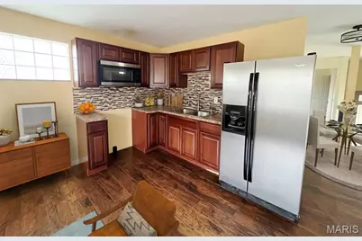 925 Iron Street, Saint Louis, MO 63111 - Photo 7