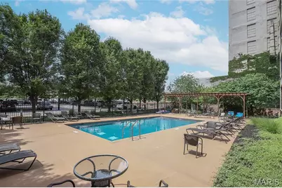 4100 Forest Park Avenue #123, Saint Louis, MO 63108 - Photo 25