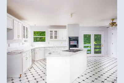 1525 Clayton Woods Court, Saint Louis, MO 63011 - Photo 11