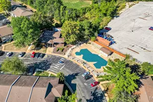 10140 Sakura Dr, Saint Louis, MO 63128 - Photo 35